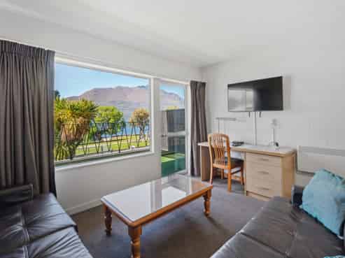 Prime Lakefront Accommodation Business for Sale