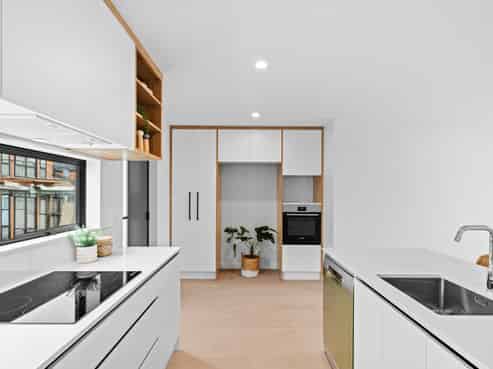 135 Lincoln Road, Addington