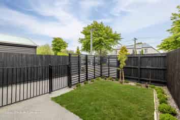 120 Edward Avenue, Edgeware