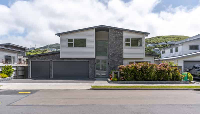 22 Farnworth Terrace, Churton Park