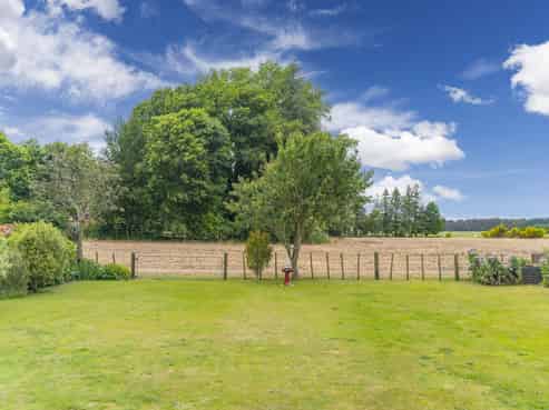 15 Earle Road, Broadlands
