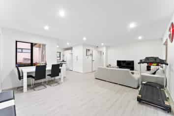 55A Simpson Road, Ranui