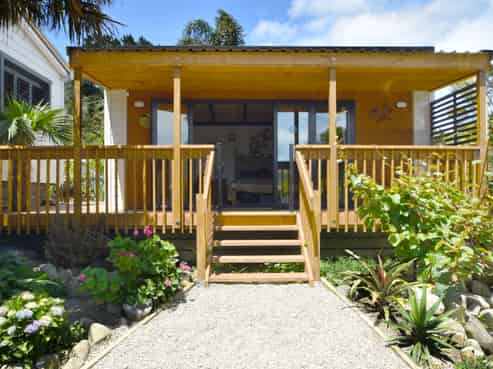 1182 Kennedy Bay Road, Tuateawa