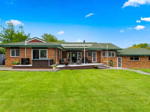 19 Rosella Grove, Waimauku