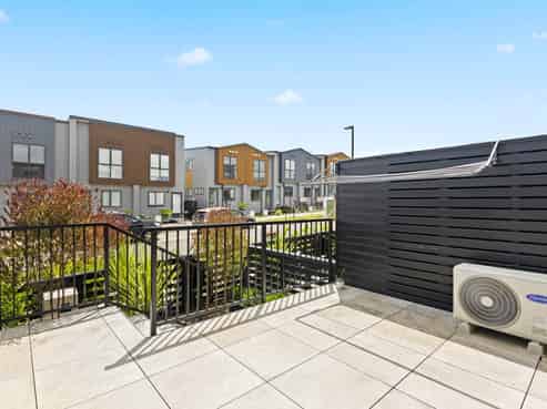 9 Bugle Road, Totara Park