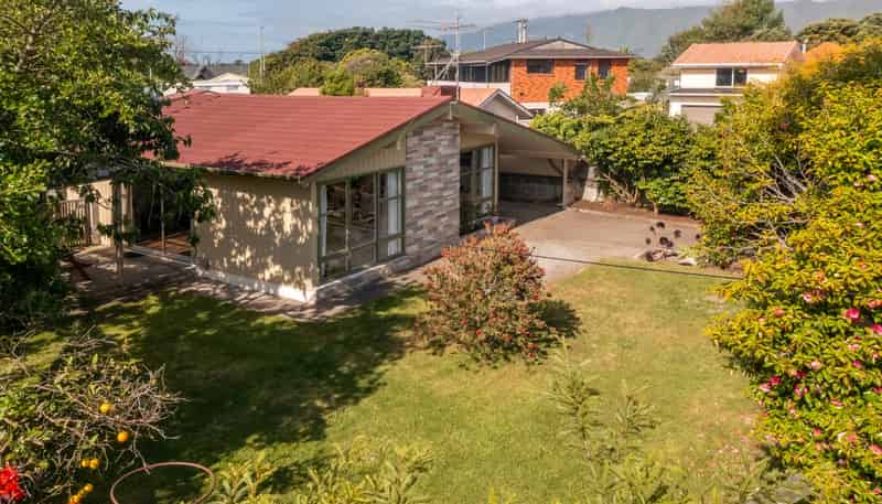 67 Te Moana Road, Waikanae Beach