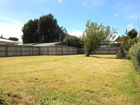 17 Bowen Street, Woodville