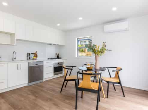 1/12 Mana Avenue, Titahi Bay