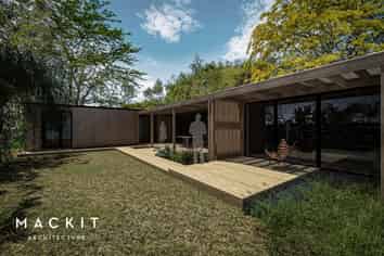 86 Kuratawhiti Street, Greytown