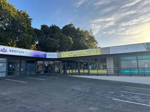 153 sqm Retail -  Options to split