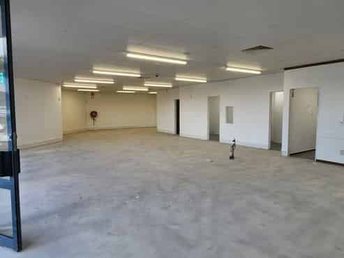 153 sqm Retail -  Options to split