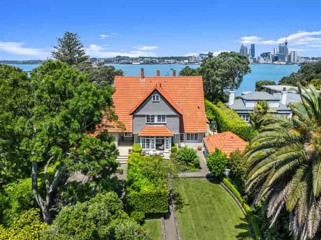 11 Stanley Point Road, Devonport