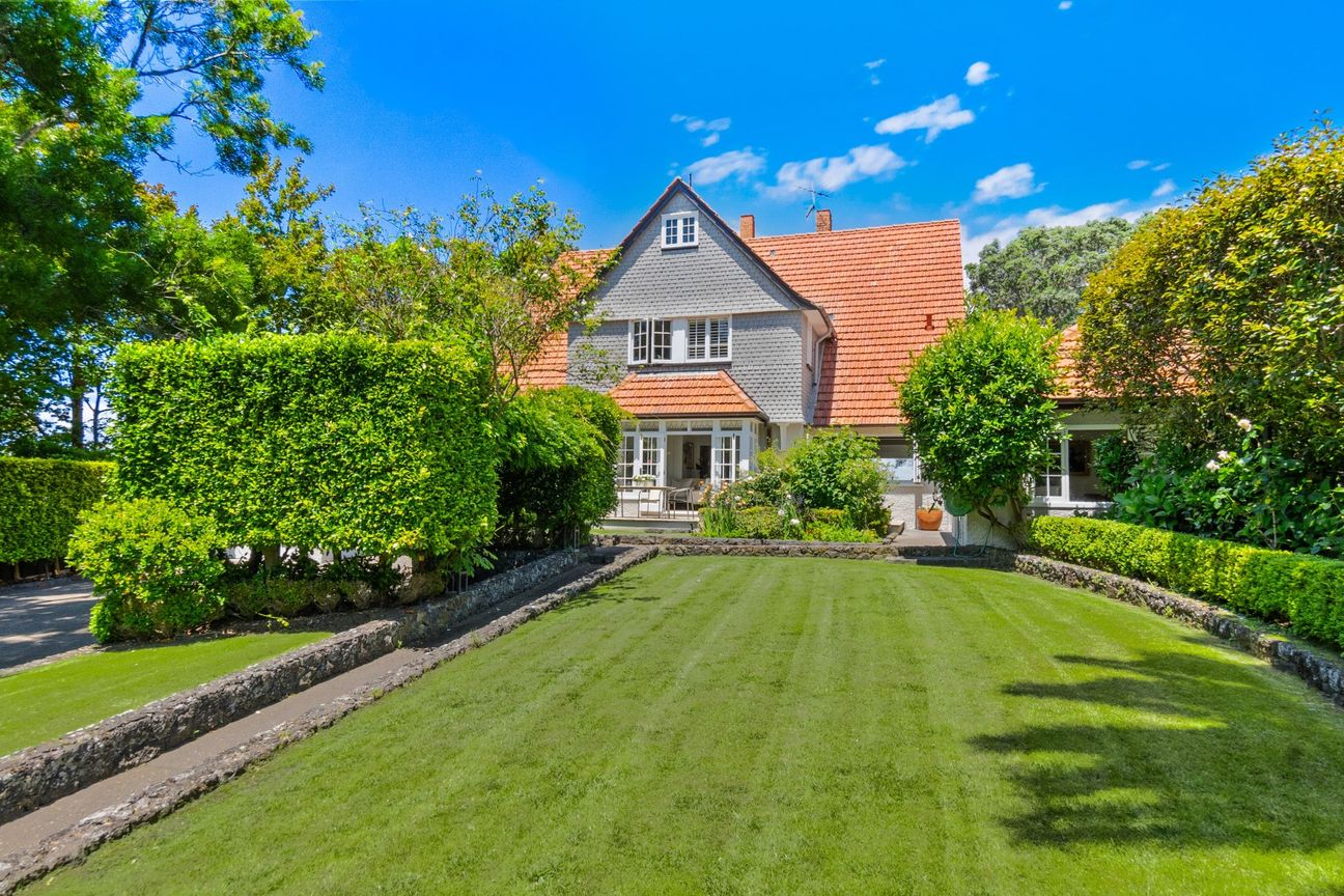 Gracious estate with harbour views - Widok 5