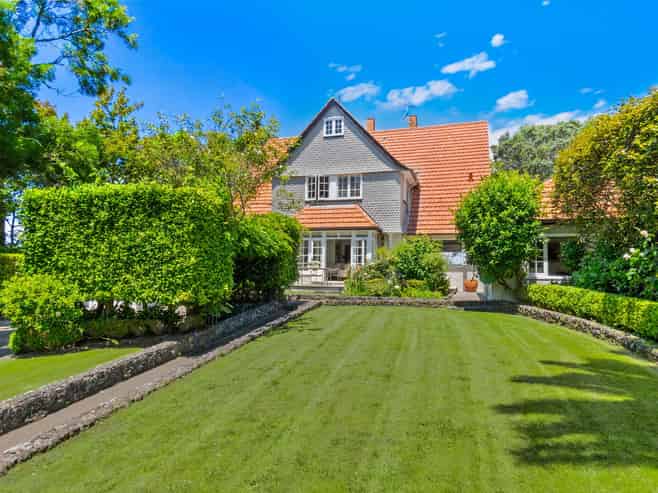 11 Stanley Point Road, Devonport
