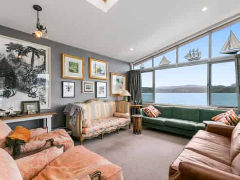 3/275 Karaka Bay Road, Karaka Bays