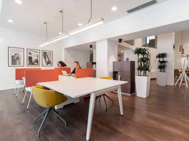 Coworking space in Regus 125 Queen Street
