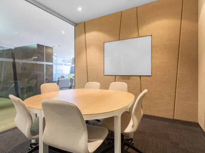 Private office for one in Regus 125 Queen street
