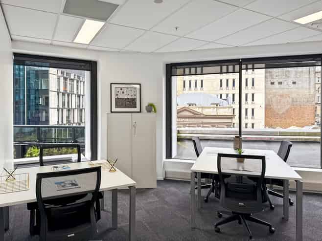 Large office space for 15 in 125 Queen Street