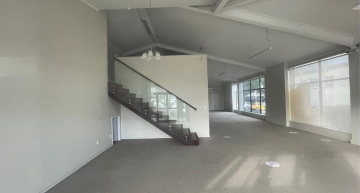 Royal Oak Corner Retail with Carparking - Widok 4