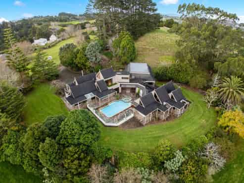 568  Ormiston Road, Flat Bush
