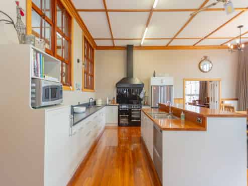 33 Wellington Street, Enfield