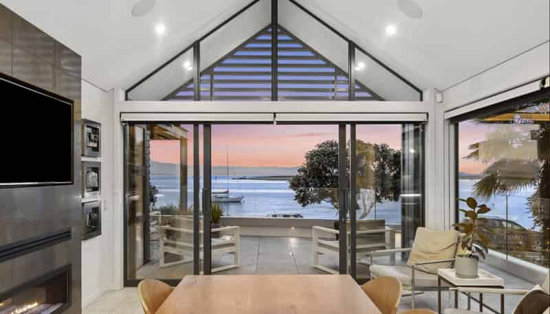 333 Wakefield Quay, Stepneyville