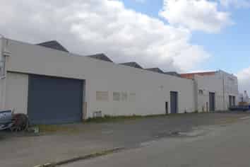 Leasing –bulk warehouse – available now