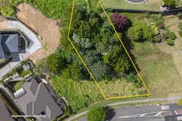 174 Castlewold Drive, Bethlehem