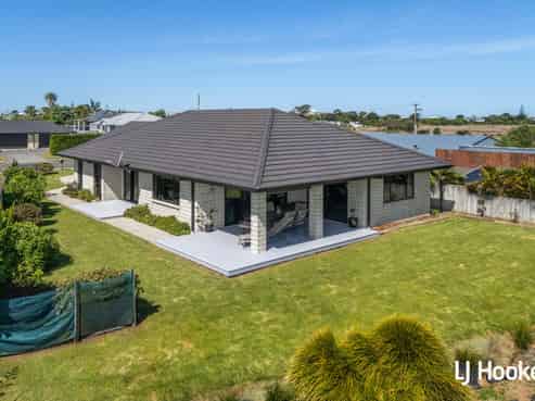 11 Reel Road, Athenree