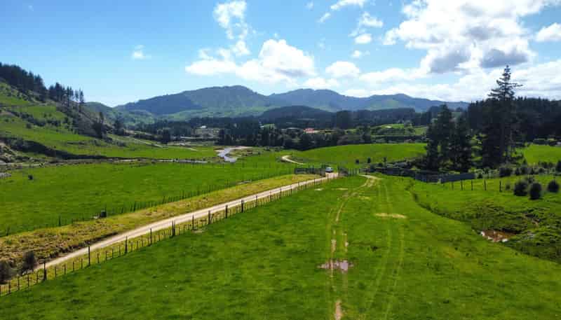 156c Akatarawa Road, Reikorangi