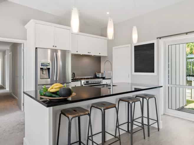 75 Dalmore Way, Acacia Bay