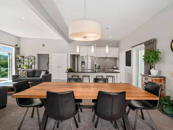 75 Dalmore Way, Acacia Bay