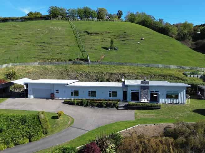 75 Dalmore Way, Acacia Bay