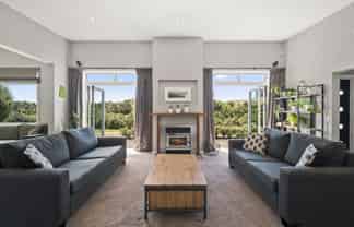75 Dalmore Way, Acacia Bay