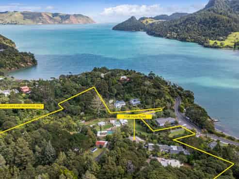 1196 Huia Road, Huia