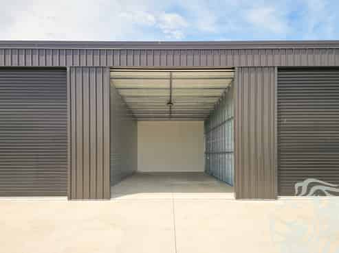 Storage & Tradie Units - Titan Way