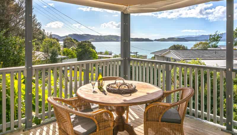33 Puriri Road, Coromandel