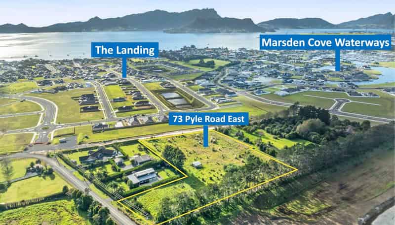 73 Pyle Road, One Tree Point