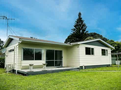 18A Kiharoa Street, Otaki Beach