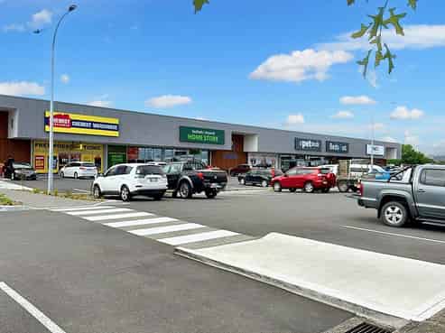  Bulk Retail @ Nelson Junction