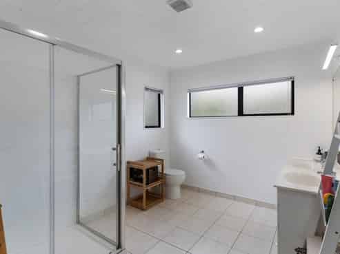 5A Siesta Terrace, Gulf Harbour