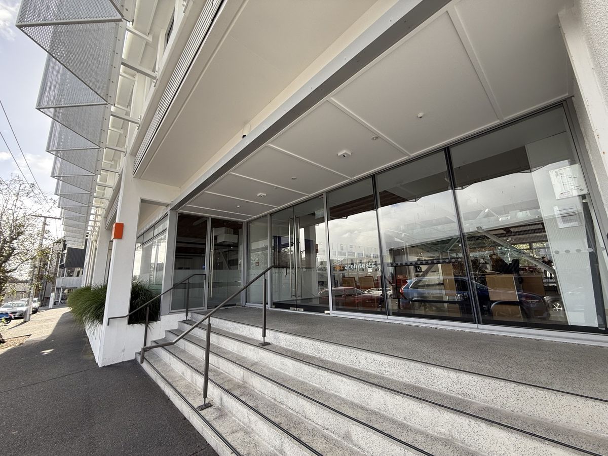 Contemporary 165 m² Retail in Prestigious Grey Lynn