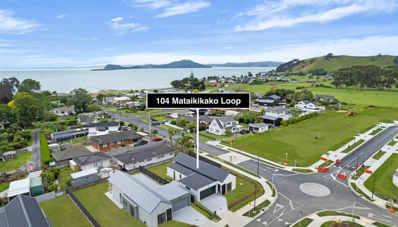  104 Mataikokako Loop, Kawakawa Bay