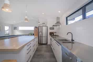 3 Summer Lane, Tairua