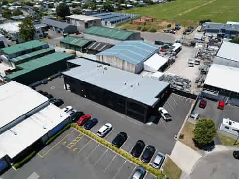 Contemporary Commercial Building - Papamoa 