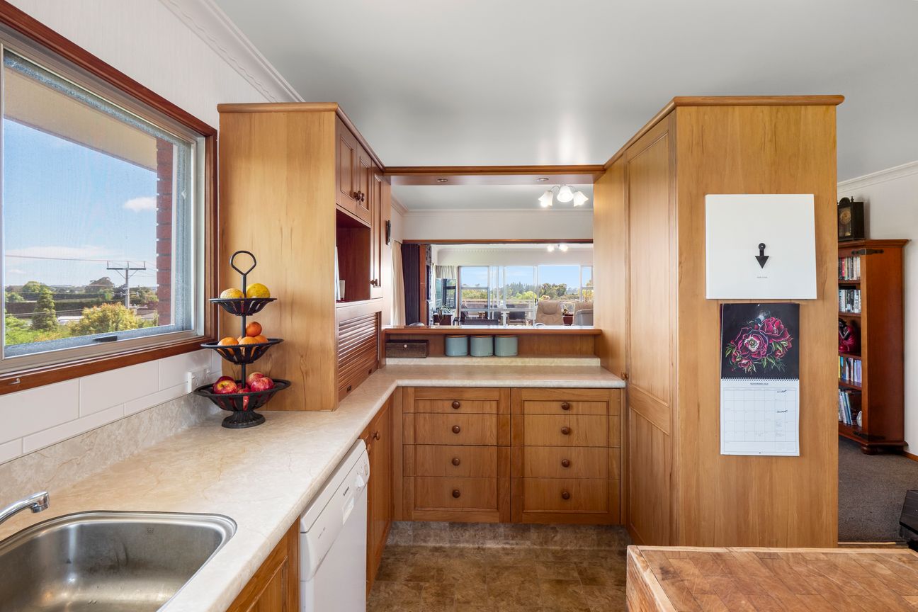 Multi-Generational Living with Business & Income Options - Widok 4