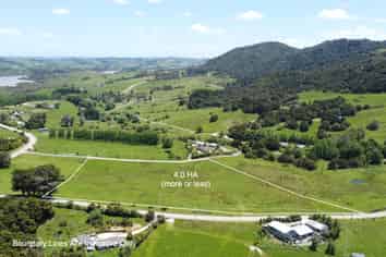 208 Mountain Road, Maungaturoto