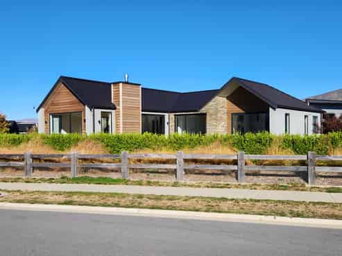 14 Campbell Road, Wanaka