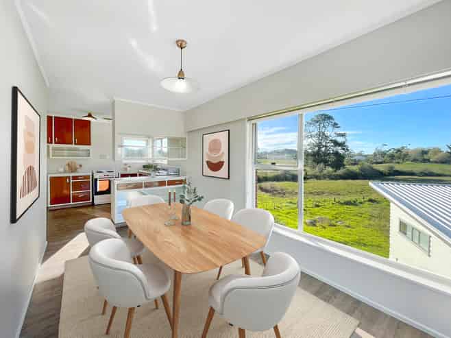 1373 Dairy Flat Highway, Dairy Flat
