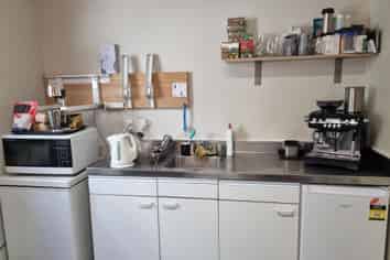 City fringe office, Kaiwharawhara